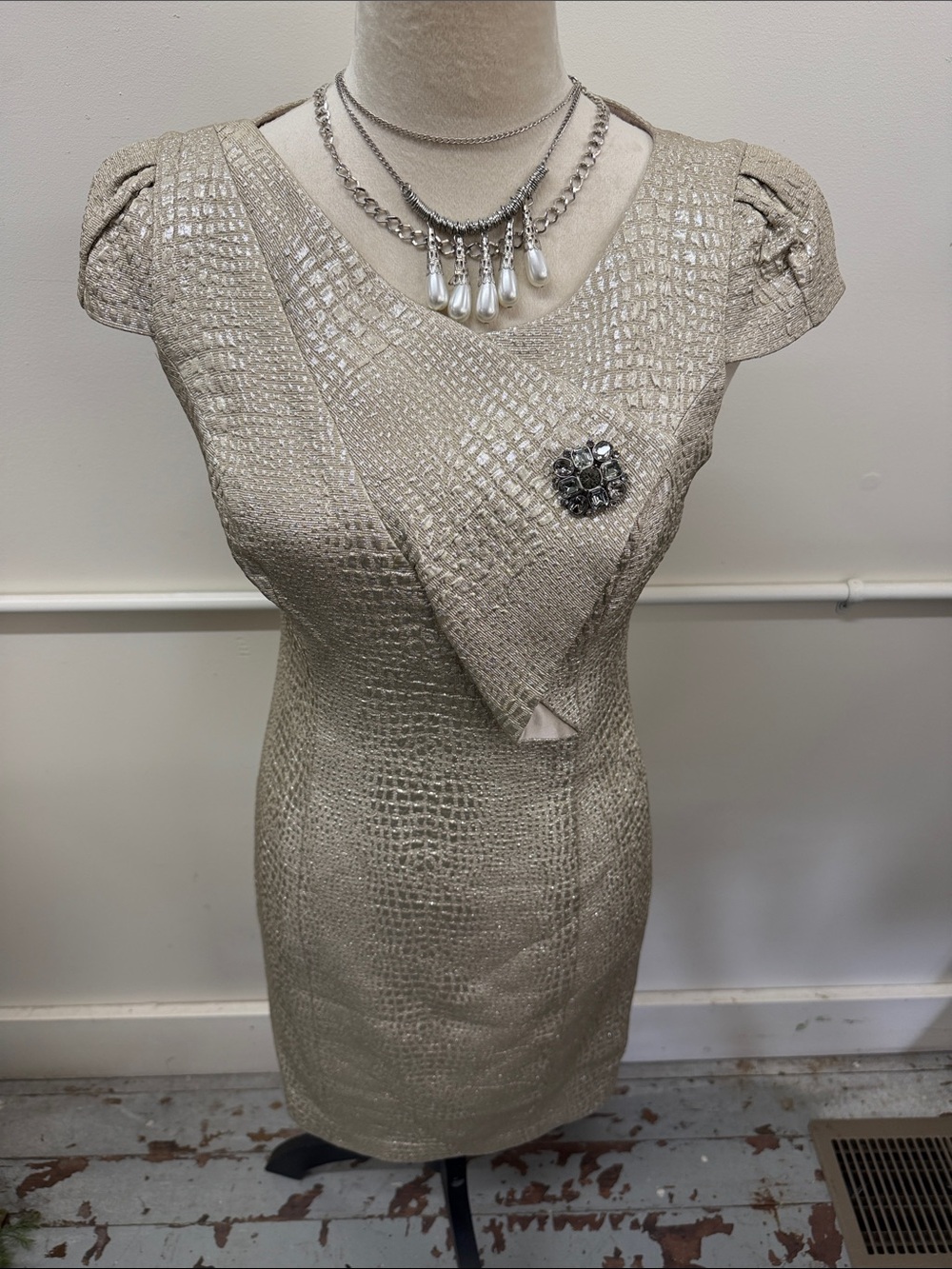 Kay Unger Dress- Metallic Cream Cocktail Dress w/Brooch